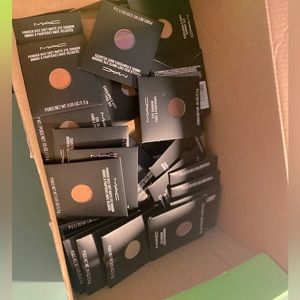MAC eyeshadow refills **35 refills**